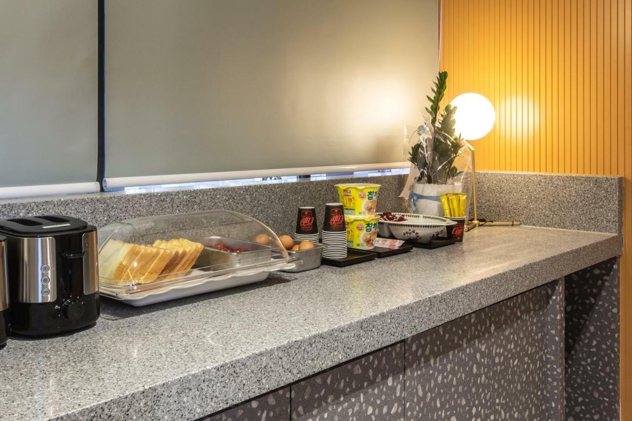 Brown Dot Gijang Yeonhwari Hotel Busan Ngoại thất bức ảnh