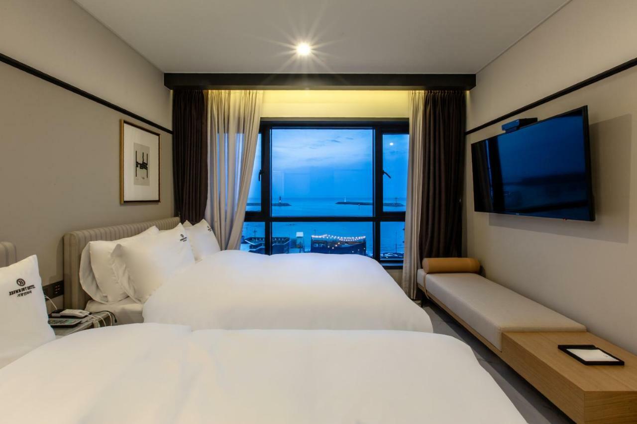 Brown Dot Gijang Yeonhwari Hotel Busan Ngoại thất bức ảnh