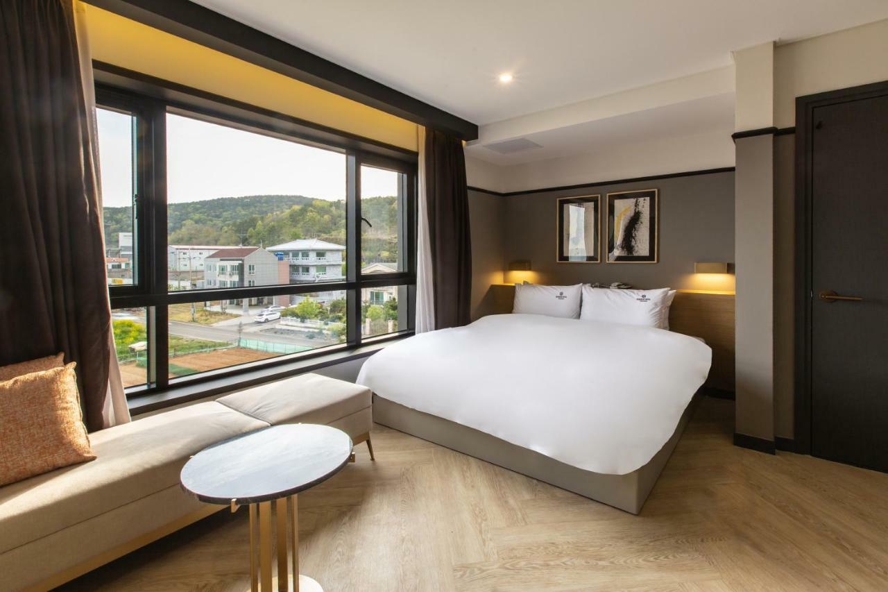 Brown Dot Gijang Yeonhwari Hotel Busan Ngoại thất bức ảnh